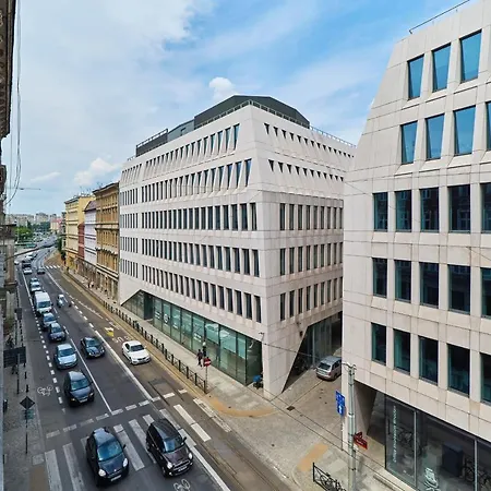 Daire Ruska By Renters